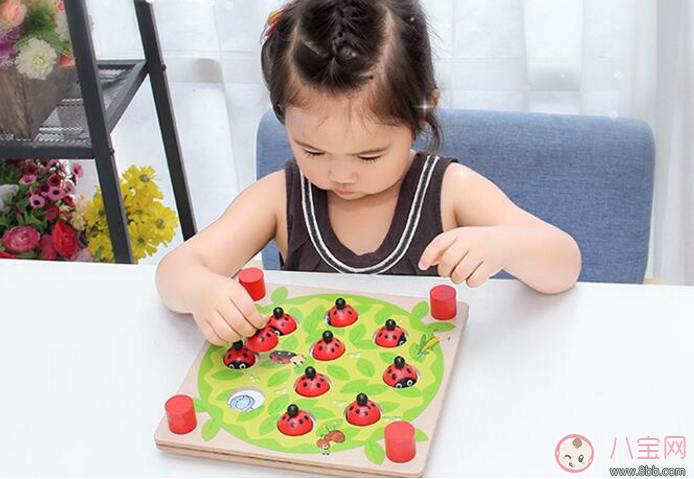 父母怎么和1-3歲小孩子交流