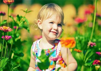 孩子怎么曬太陽(yáng)好 小寶寶曬太陽(yáng)方法