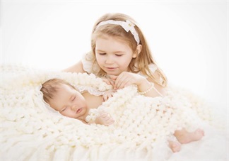 孩子喜歡晚睡有這些危害 如何培養(yǎng)孩子早睡的習慣