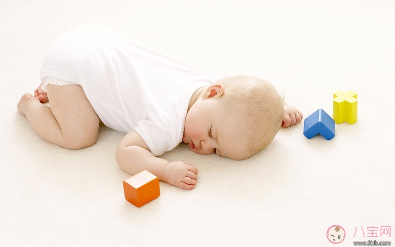 寶寶滿月怎么慶祝 寶寶滿月送什么禮物好