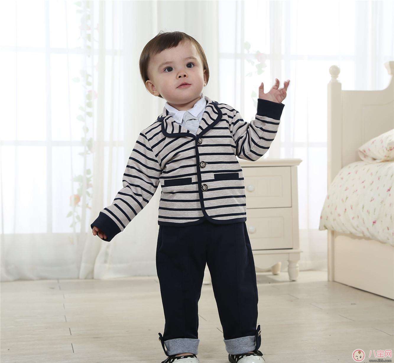 2017秋季如何給寶寶穿衣 正確的穿衣觀念說明 2017秋季如何給寶寶穿衣 正確的穿衣觀念說明