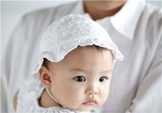 四個(gè)月小嬰兒咳嗽怎么辦  如何治療寶寶咳嗽