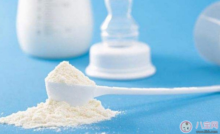 寶寶換奶粉拉肚子怎么辦 寶寶換奶粉拉肚子的原因 寶寶換奶粉拉肚子怎么辦 寶寶換奶粉拉肚子的原因