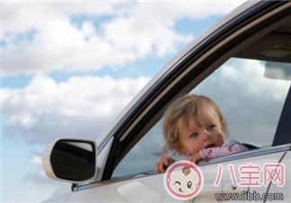 出游帶寶寶乘車錯誤觀念 小細節(jié)要注意 出游帶寶寶乘車錯誤觀念 小細節(jié)要注意