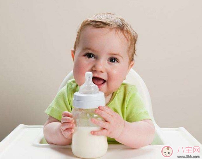 0-12月寶寶奶量標(biāo)準(zhǔn) 早產(chǎn)兒每日需要多少奶量 0-12月寶寶奶量標(biāo)準(zhǔn) 早產(chǎn)兒每日需要多少奶量