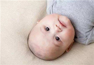 哪些情況要給寶寶用眼藥水 寶寶眼藥水怎么滴