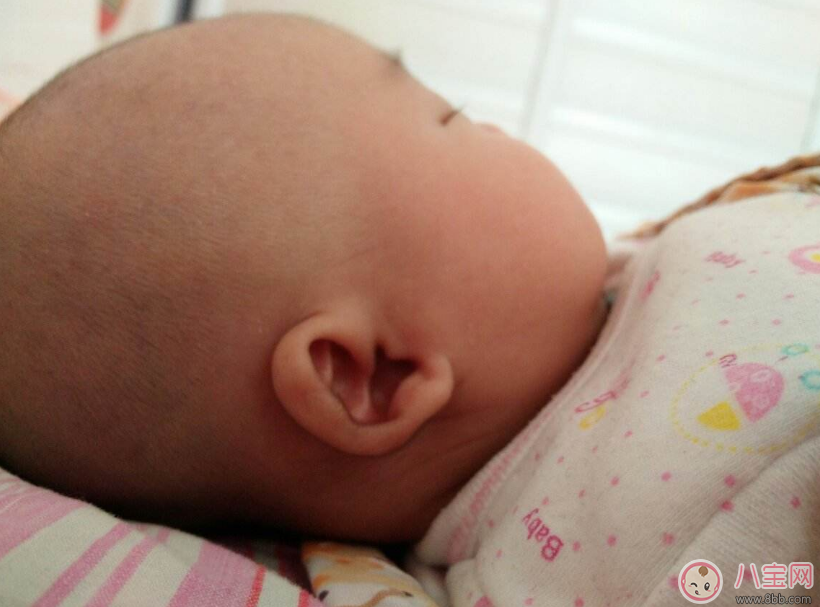 趁休息時間帶孩子去醫(yī)院掏耳朵 孩子耳屎有必要掏嗎 趁休息時間帶孩子去醫(yī)院掏耳朵 孩子耳屎有必要掏嗎