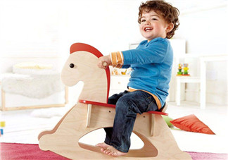 保障寶寶玩鬧安全  哪些玩具類型要避開