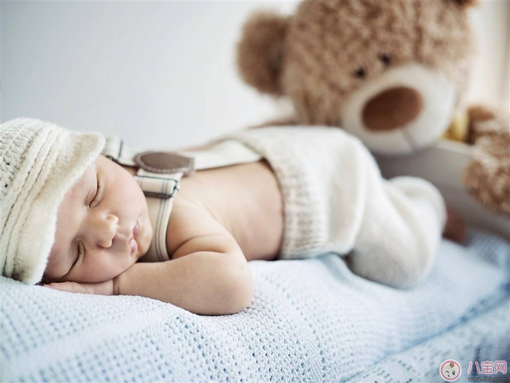 寶寶秋季流鼻血怎么辦  如何處理和預(yù)防