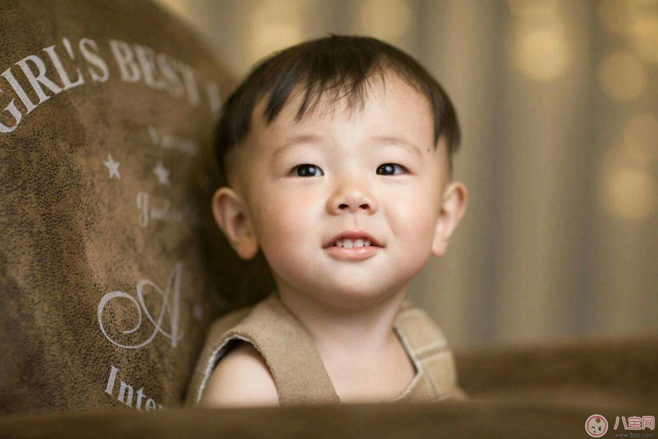 小寶寶睡覺磨牙 家長應(yīng)對(duì)的方法 小寶寶睡覺磨牙 家長應(yīng)對(duì)的方法