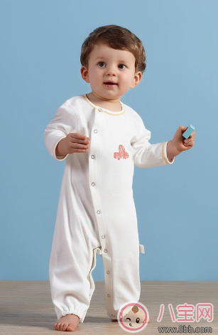 如何教會孩子爬行 孩子爬行怎么教 如何教會孩子爬行 孩子爬行怎么教