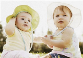 寶寶秋天長痱子的防治之道