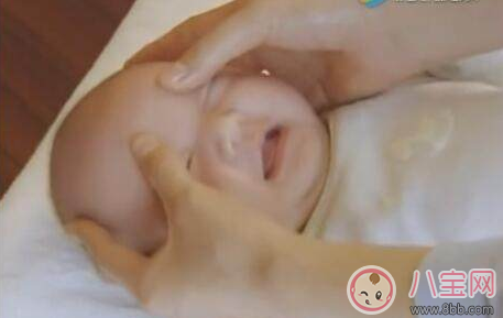 一個月大寶寶怎么按摩好 一月大寶寶按摩指南 一個月大寶寶怎么按摩好 一月大寶寶按摩指南