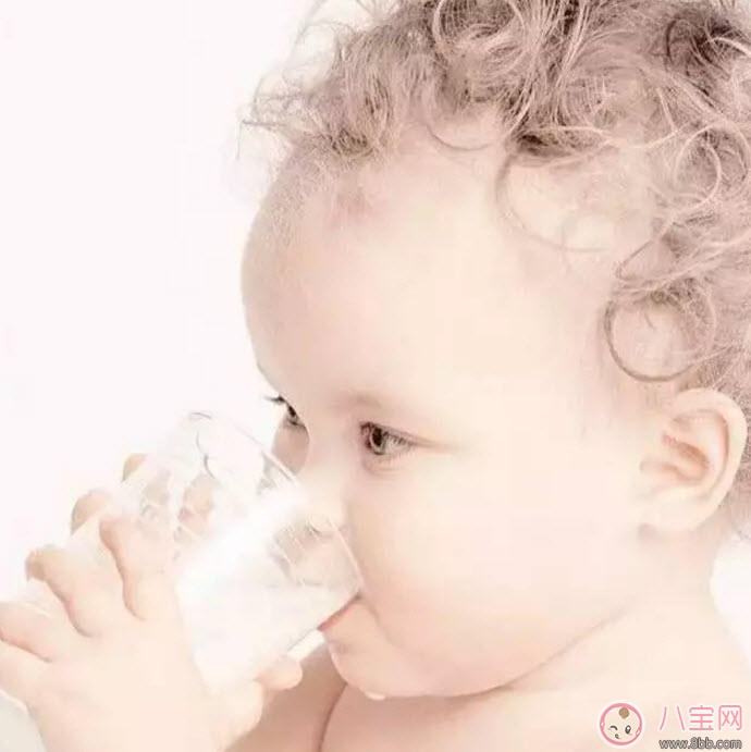 夏天寶寶斷奶好不好 寶寶斷奶的最佳時間 夏天寶寶斷奶好不好 寶寶斷奶的最佳時間