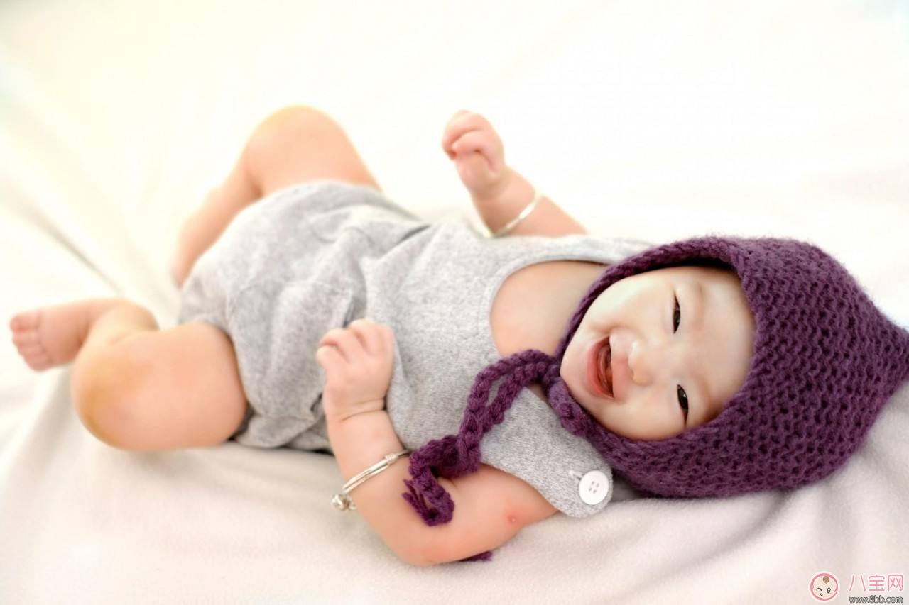 如何保護(hù)保寶寶耳朵  從小細(xì)節(jié)做起