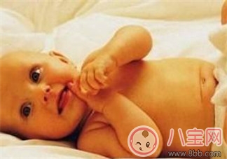 新生兒得了黃疸怎么辦 如何治療 新生兒得了黃疸怎么辦 如何治療