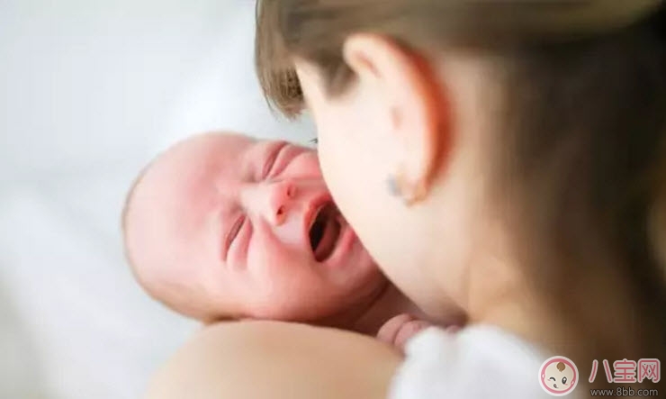 寶寶厭奶期多長(zhǎng)時(shí)間會(huì)持續(xù)多久 寶寶厭奶期怎么辦