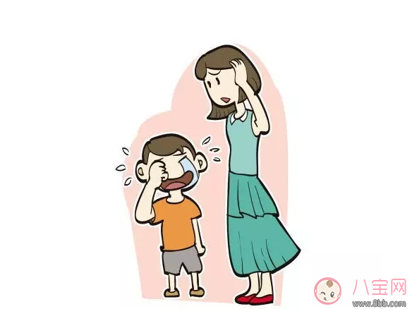 孩子公眾場合鬧要東西怎么處理 是妥協(xié)還是堅持 孩子公眾場合鬧要東西怎么處理 是妥協(xié)還是堅持