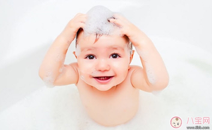 寶寶掉頭發(fā)怎么辦寶寶脫發(fā)怎么回事 寶寶掉頭發(fā)是缺什么