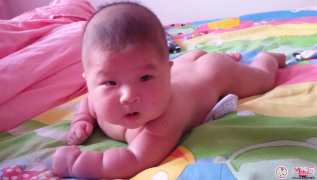 濕巾可以擦寶寶的屁屁嗎 寶寶屁屁怎么護(hù)理 濕巾可以擦寶寶的屁屁嗎 寶寶屁屁怎么護(hù)理