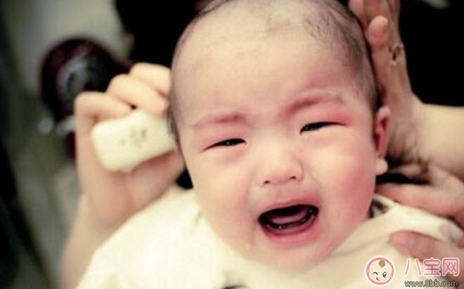 老人帶孩子經(jīng)驗有哪些 老人帶孩子經(jīng)驗的弊端。