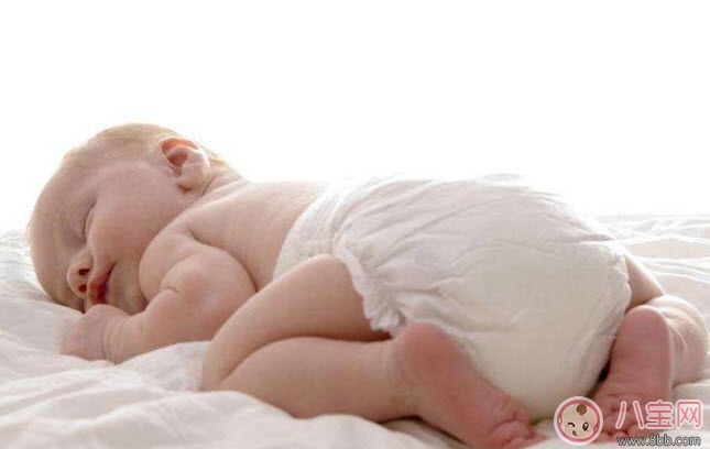 老人帶孩子經(jīng)驗有哪些 老人帶孩子經(jīng)驗的弊端。