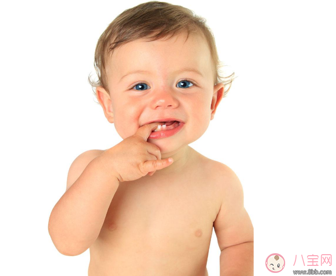孩子愛吃手指代表什么 怎么讓孩子戒掉吃手指 孩子愛吃手指代表什么 怎么讓孩子戒掉吃手指