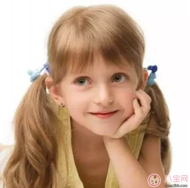 一歲女寶寶夏天發(fā)型 夏天一歲女寶寶發(fā)型有哪些(劉海+盤發(fā))