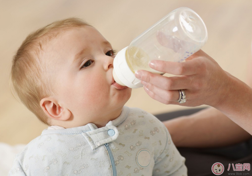 寶寶喝奶喂養(yǎng)的方法是什么 孩子喝奶及特殊孩子喂養(yǎng)方法 寶寶喝奶喂養(yǎng)的方法是什么 孩子喝奶及特殊孩子喂養(yǎng)方法