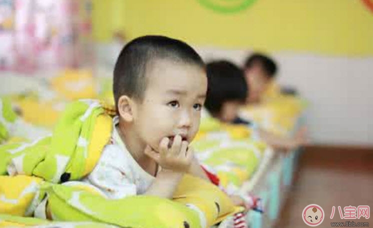 2017夏天寶寶要不要午睡 寶寶午睡多長(zhǎng)時(shí)間才好 2017夏天寶寶要不要午睡 寶寶午睡多長(zhǎng)時(shí)間才好