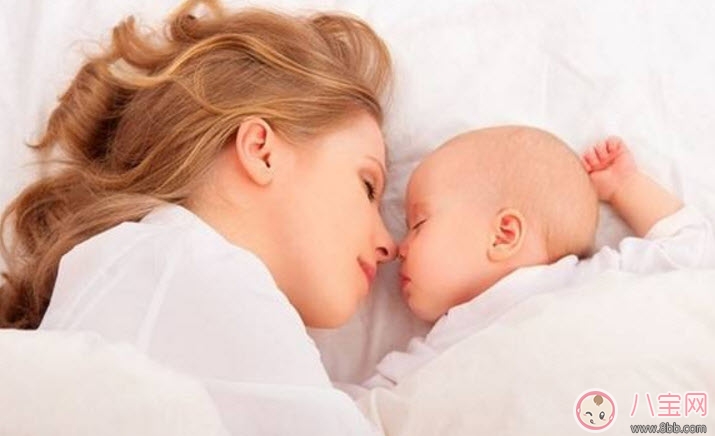 為什么寶寶睡著了還吃奶 怎么防止寶寶吃奶睡著