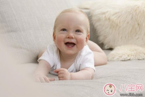 嬰兒長尿布疹怎么辦 尿布疹是怎么引起的