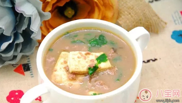 2歲寶寶不吃肉怎么辦 兩歲多的寶寶做什么肉(豆腐燉牛肉) 2歲寶寶不吃肉怎么辦 兩歲多的寶寶做什么肉(豆腐燉牛肉)