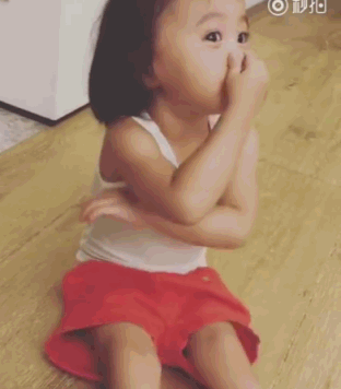 賈靜雯咘咘唱歌呆萌可愛 寶寶唱歌萌翻天