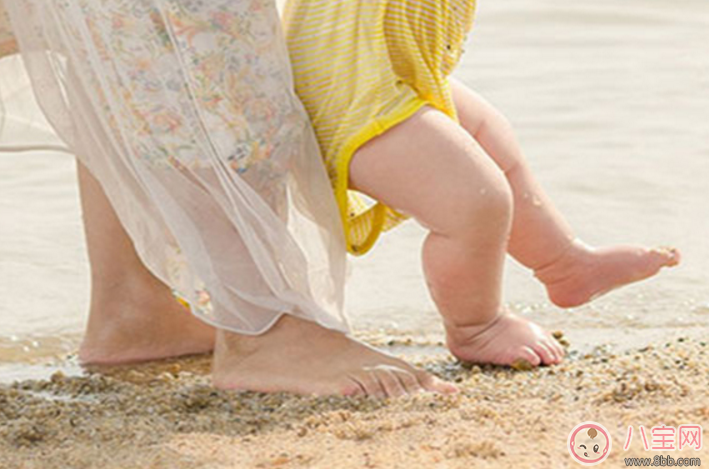 寶寶摔倒怎么辦 寶寶走路要注意什么 寶寶摔倒怎么辦 寶寶走路要注意什么