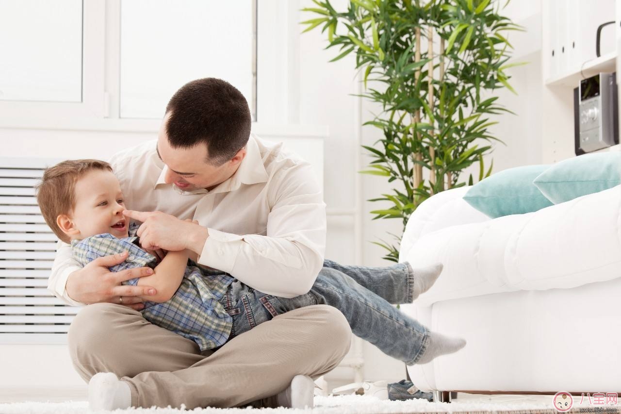 孫儷管教孩子首先與孩子交流 如何正確的傾聽孩子的聲音 孫儷管教孩子首先與孩子交流 如何正確的傾聽孩子的聲音