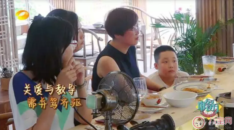 趙薇如何教育出乖巧小四月？趙薇的育兒經(jīng)是什么？