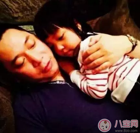 趙薇如何教育出乖巧小四月？趙薇的育兒經(jīng)是什么？