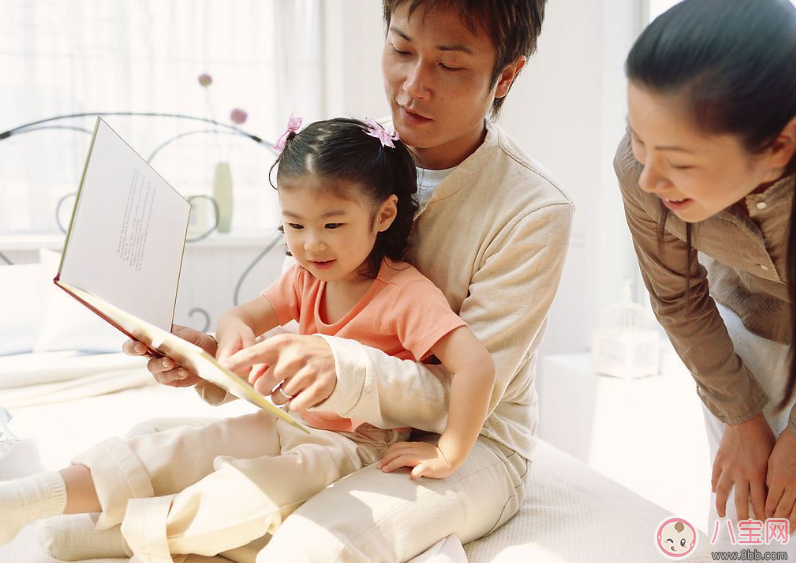 寶寶纏著自己講故事怎么辦 怎么給孩子編故事