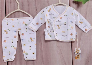 每次給寶寶穿衣太麻煩怎么辦 簡便快速給孩子穿衣方法