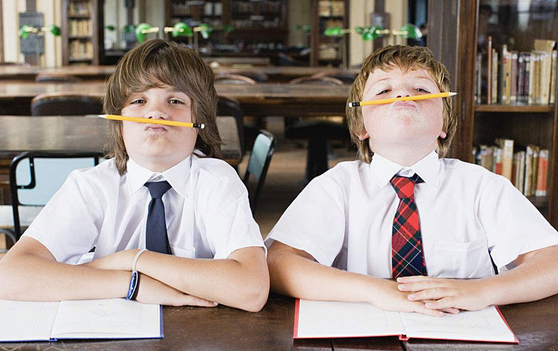 如何培養(yǎng)男孩子性別認知 教育兒子怎么做 如何培養(yǎng)男孩子性別認知 教育兒子怎么做