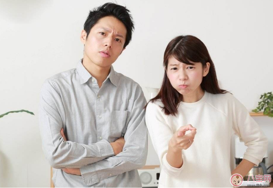 孩子經(jīng)常頂嘴很讓人惱火 不妨讓他說完