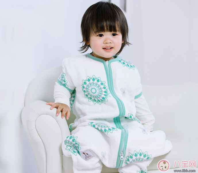 寶寶獨(dú)睡要準(zhǔn)備什么 寶寶自己一個(gè)人睡覺(jué)需要的兩件東西