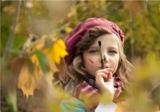 孩子學(xué)畫畫的最佳年齡 哪些明星寶寶學(xué)畫畫