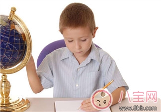 孩子寫(xiě)字潦草怎么辦 如何糾正孩子寫(xiě)字潦草 孩子寫(xiě)字潦草怎么辦 如何糾正孩子寫(xiě)字潦草