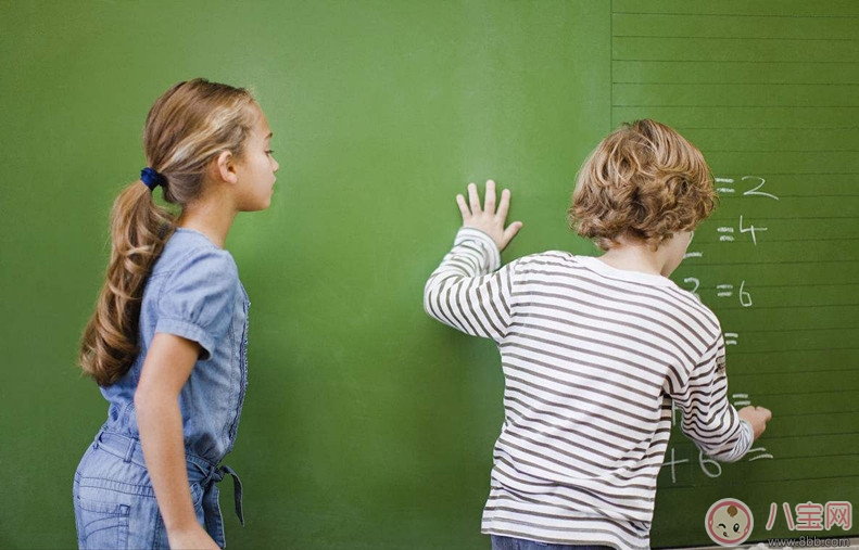 孩子寫(xiě)字潦草怎么辦 如何糾正孩子寫(xiě)字潦草 孩子寫(xiě)字潦草怎么辦 如何糾正孩子寫(xiě)字潦草