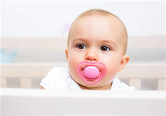 陳妍希貝克漢姆愛(ài)給孩子用安撫奶嘴 如何正確使用安撫奶嘴