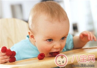 小心孩子吞入的10大“窒息異物” 如何應(yīng)對(duì)寶寶吞入異物 小心孩子吞入的10大“窒息異物” 如何應(yīng)對(duì)寶寶吞入異物