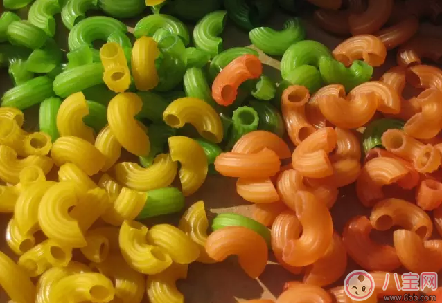 外面下雨了孩子不能出去玩 試試做這些事情吧 外面下雨了孩子不能出去玩 試試做這些事情吧