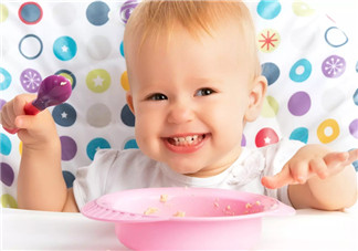 孩子即使不吃飯 也不要用食物勉強(qiáng)ta！